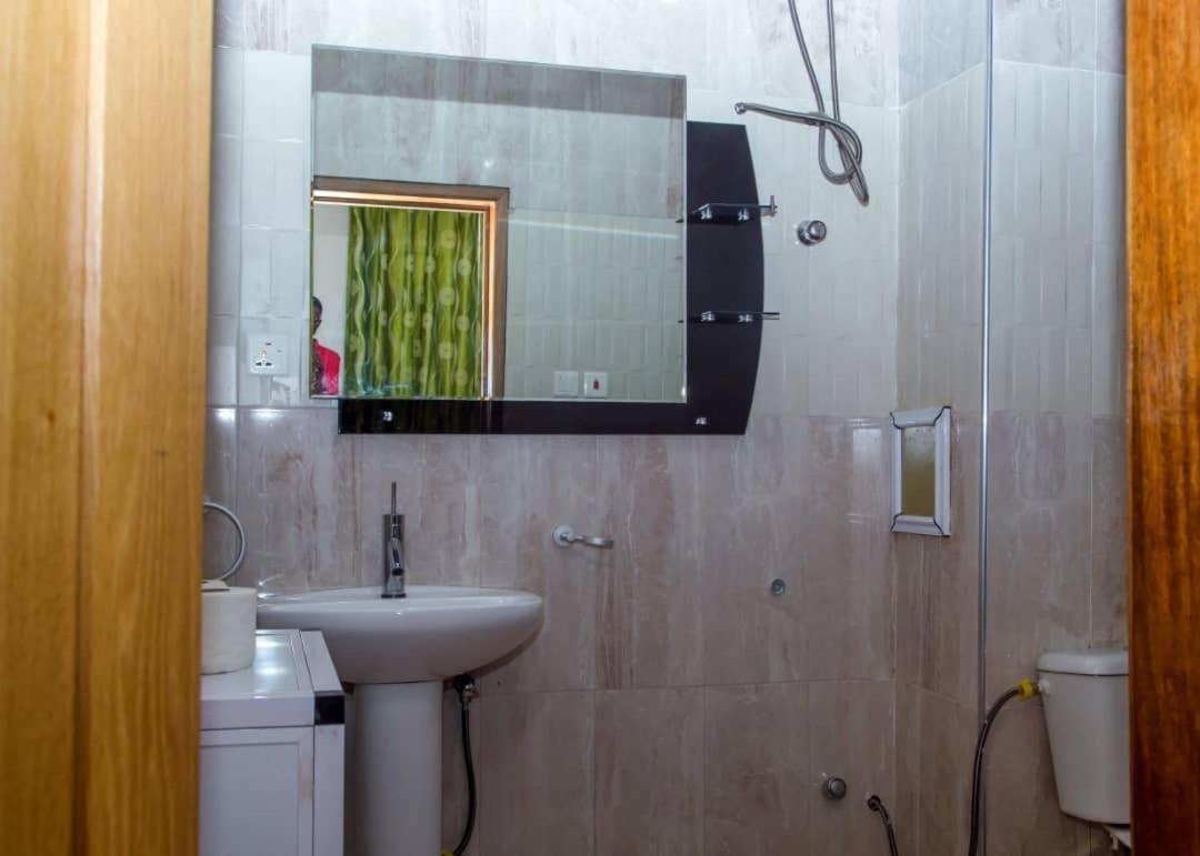 Royal Baron Hotel Kumasi Esterno foto